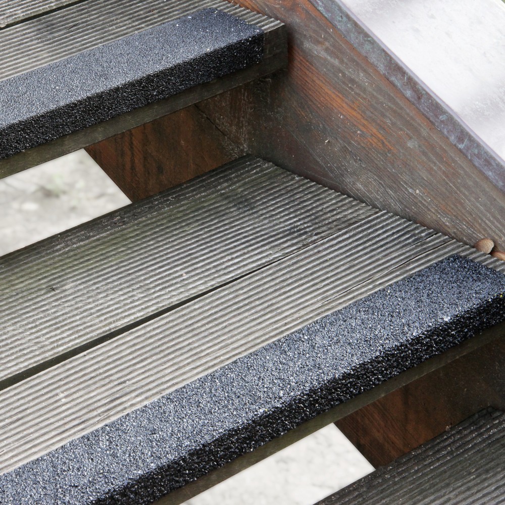 Produktabbildung: Mehlhose Treppenkantenprofil aus GFK Extra Stark, schwarz, Länge 2.500 mm